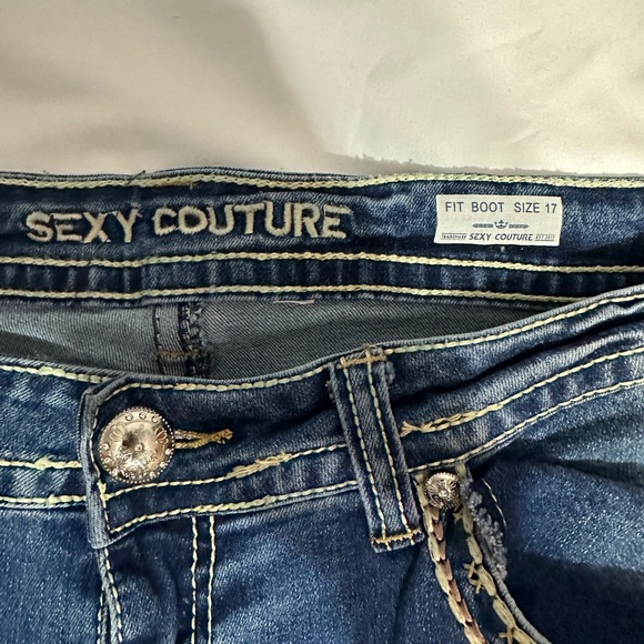 Embroidered Blue Jeans - Picture 3 of 5